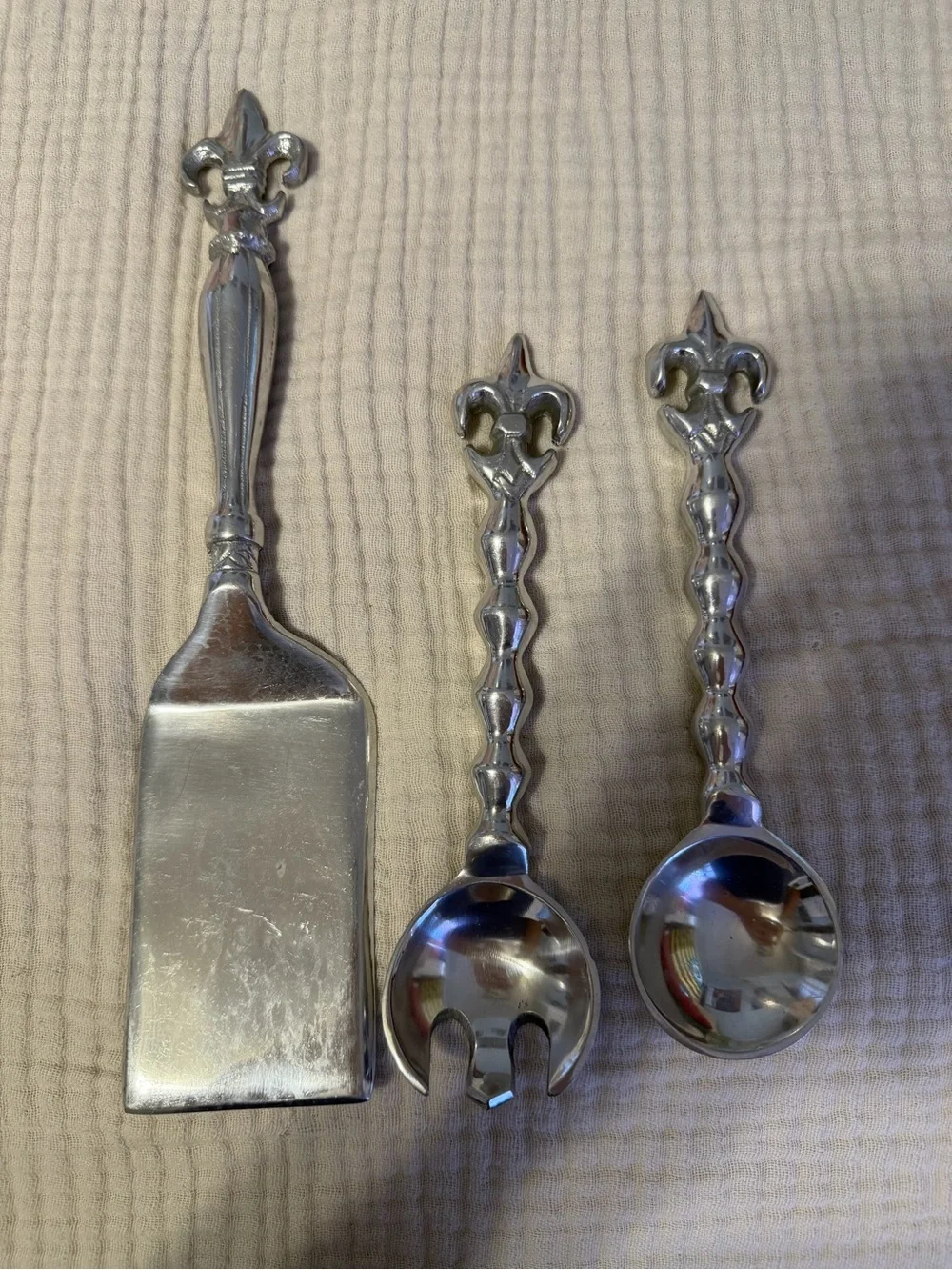 Fleur-de-Lis Handle Cheese Knife and Mini Serving Set (3 pc)